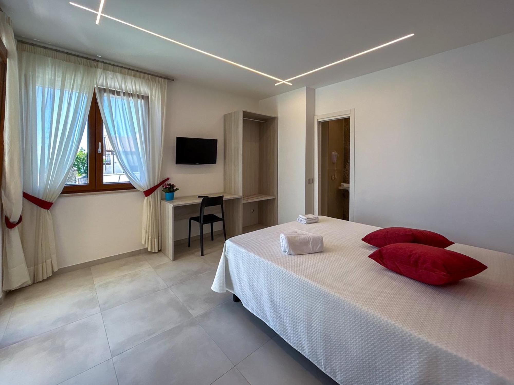לינה וארוחת בוקר אג'רולה Casa Milly מראה חיצוני תמונה
